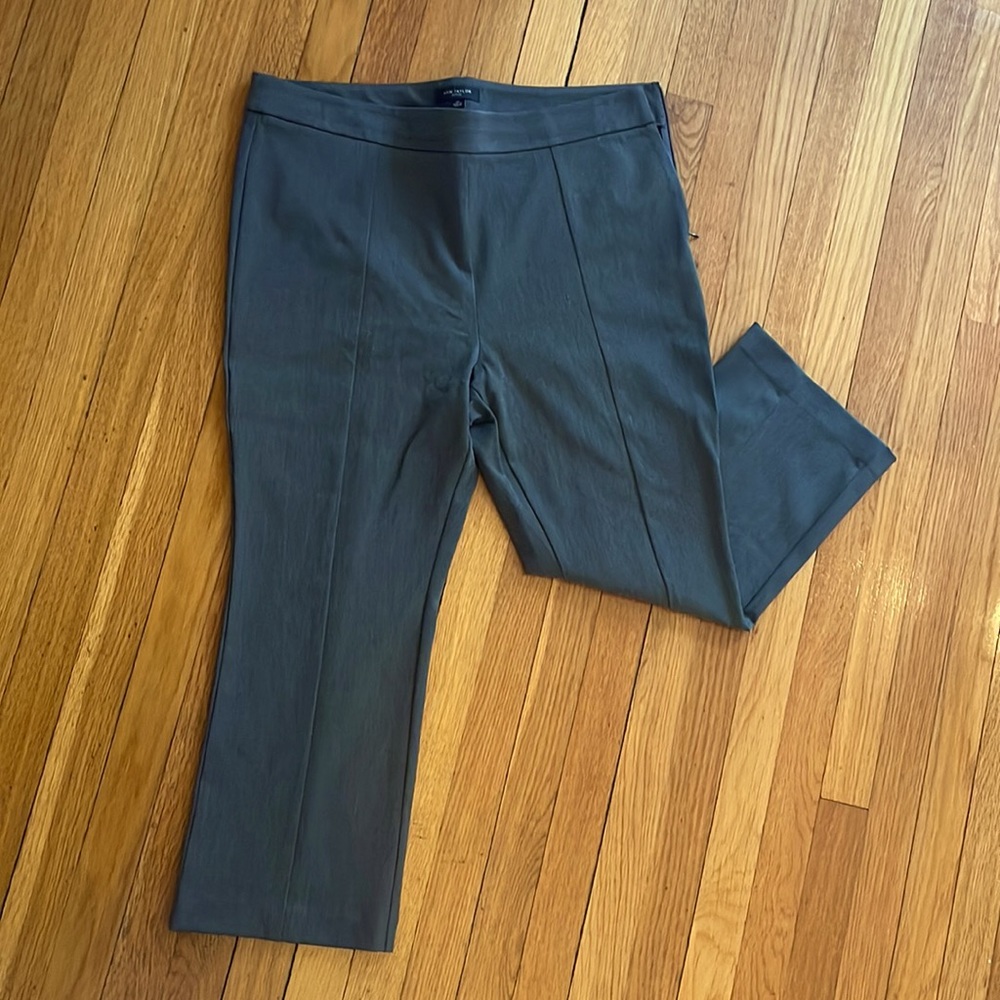 Ann Taylor Ankle Slacks